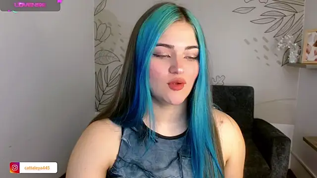 Snapshot of cattaleya___ chatting on January 3, 2025, 3:12 pm cattaleya online show from January 3, 2025, 3:12 pm