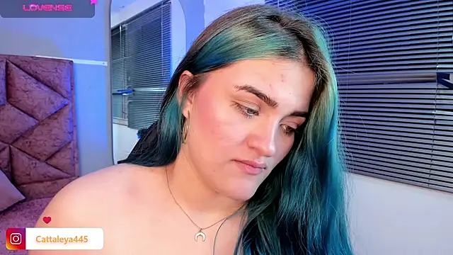 Snapshot of cattaleya___ chatting on February 11, 2025, 7:02 am cattaleya online show from February 11, 2025, 7:02 am