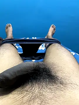 Snapshot of hairydude49 chatting on October 19, 2025, 11:05 pm hairydude49 online show from October 19, 2025, 11:05 pm