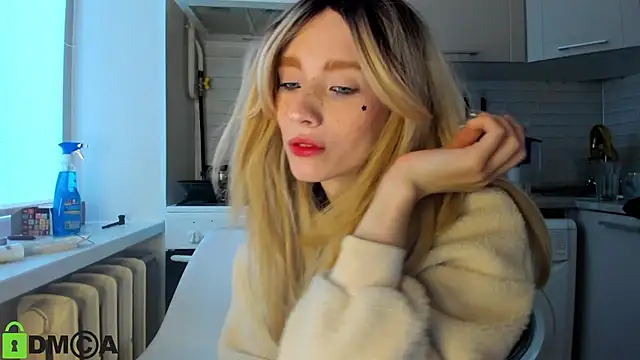 Snapshot of _Alice_Kitty chatting on December 25, 2024, 9:02 am  Alice Kitty online show from December 25, 2024, 9:02 am