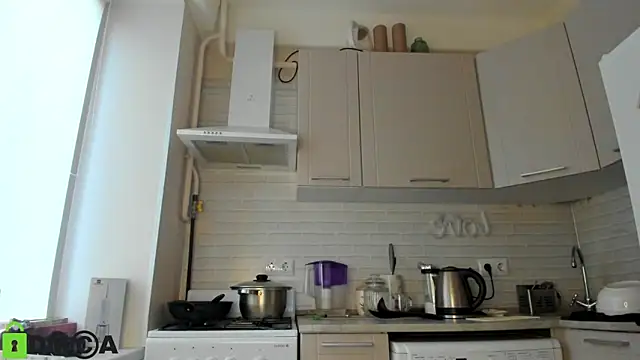 Snapshot of _Alice_Kitty chatting on March 6, 2025, 12:09 pm  Alice Kitty online show from March 6, 2025, 12:09 pm