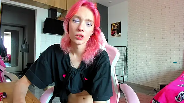  Alice Kitty online show from March 28, 2026, 6:57 am