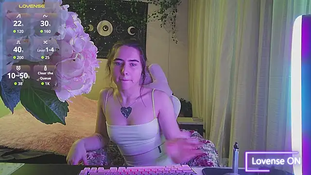 Aurora workerr online show from November 3, 2025, 10:16 am