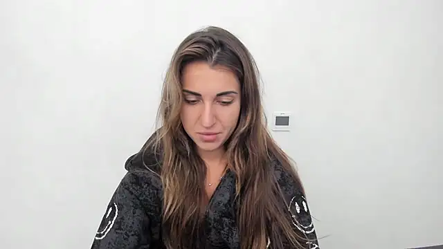 Summmmersky online show from October 4, 2025, 9:02 pm