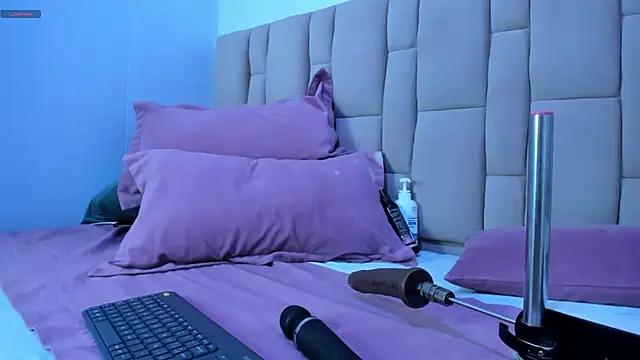 Abbyadams online show from January 9, 2025, 2:22 am
