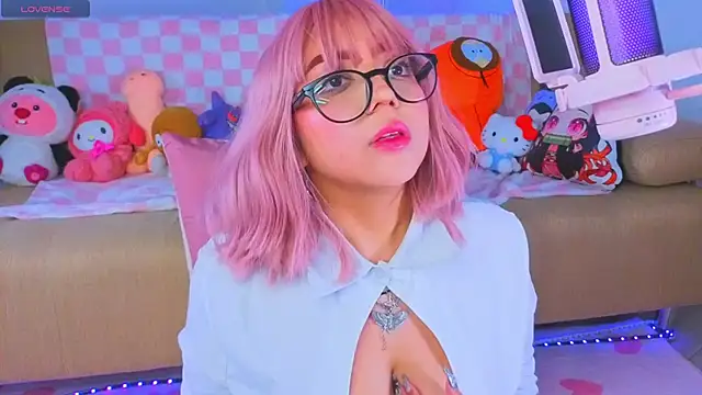 Snapshot of AnngelaSkye chatting on September 27, 2025, 4:28 am AnngelaSkye online show from September 27, 2025, 4:28 am