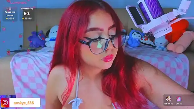 Snapshot of AnngelaSkye chatting on October 8, 2025, 5:05 am AnngelaSkye online show from October 8, 2025, 5:05 am