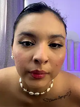 Snapshot of Madyson_Hot chatting on October 15, 2025, 1:11 pm Madyson Hot online show from October 15, 2025, 1:11 pm