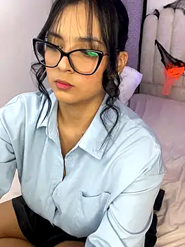 Snapshot of Madyson_Hot chatting on October 24, 2025, 1:07 pm Madyson Hot online show from October 24, 2025, 1:07 pm