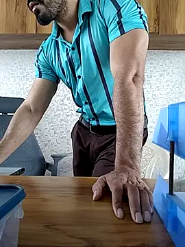 Snapshot of indianguy89 chatting on April 8, 2026, 7:30 am indianguy89 online show from April 8, 2026, 7:30 am
