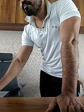 Snapshot of indianguy89 chatting on April 12, 2026, 5:45 am indianguy89 online show from April 12, 2026, 5:45 am