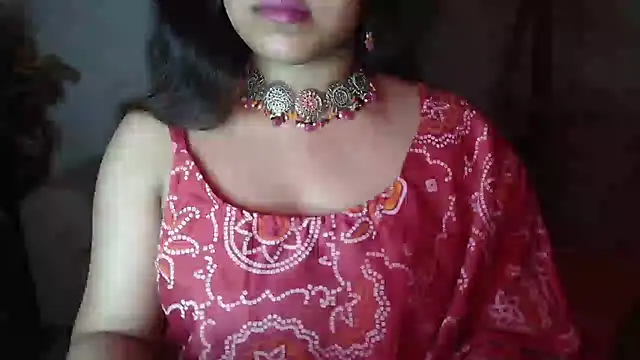 Most-Beautiful-Queen online show from December 5, 2024, 7:38 pm