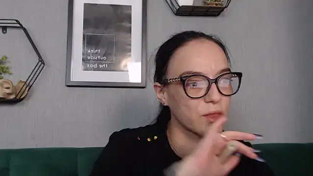 IzabelllNoir online show from December 30, 2024, 11:48 am