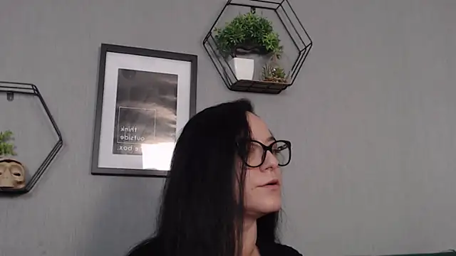 IzabelllNoir online show from January 9, 2025, 2:29 pm