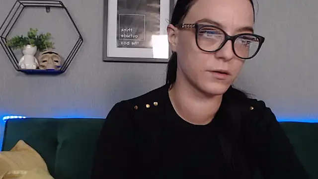 IzabelllNoir online show from January 11, 2025, 11:02 pm