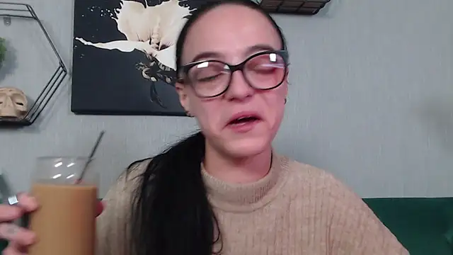 Snapshot of IzabelllNoir chatting on February 28, 2026, 5:52 am IzabelllNoir online show from February 28, 2026, 5:52 am