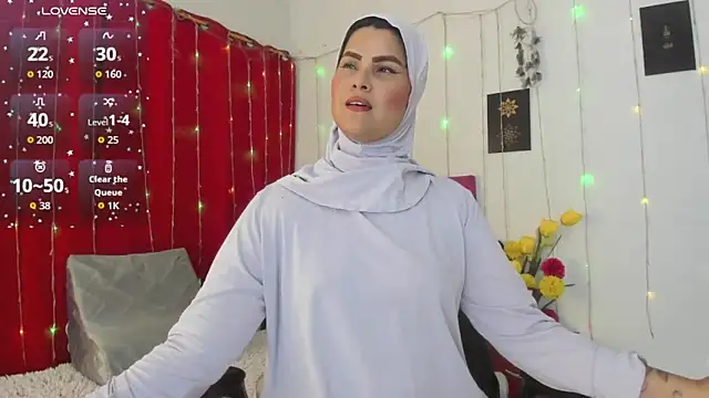 AishaAmin  online show from May 5, 2026, 12:13 pm