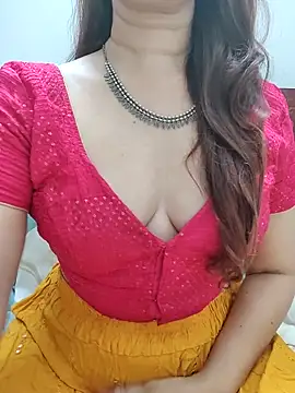 Brown Maxi online show from June 5, 2026, 2:23 pm