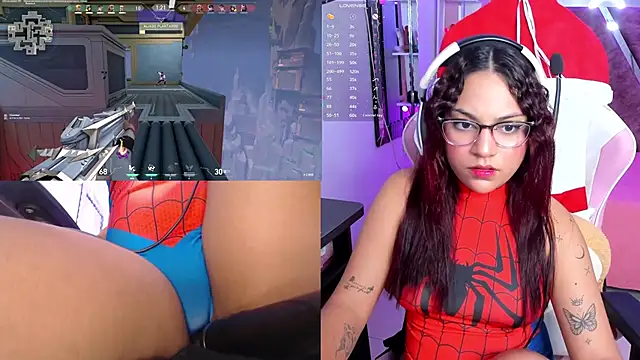 PetiteSophie  online show from December 15, 2024, 4:48 pm