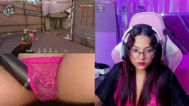 PetiteSophie  online show from January 12, 2025, 5:33 pm