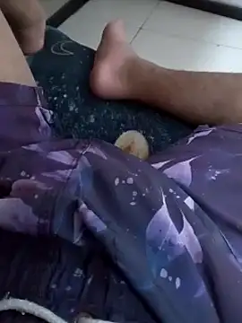 maikinhopL online show from November 16, 2025, 3:12 am