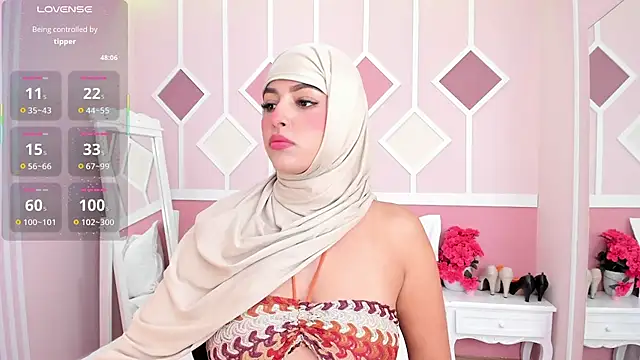 Lea nahid online show from April 23, 2026, 7:05 pm