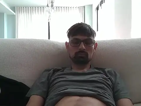 Snapshot of spence204011 chatting on January 2, 2025, 2:24 pm spence204011 online show from January 2, 2025, 2:24 pm