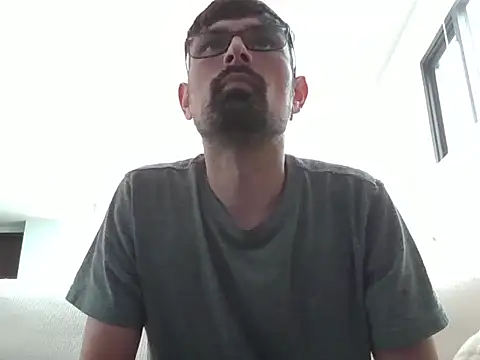 Snapshot of spence204011 chatting on January 2, 2025, 8:02 pm spence204011 online show from January 2, 2025, 8:02 pm