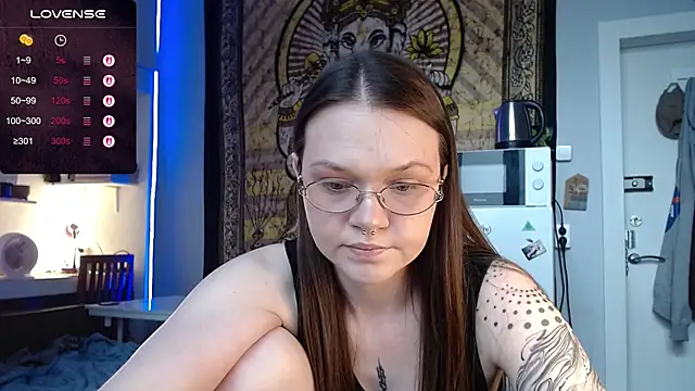 Snapshot of cranberry_hot chatting on May 29, 2026, 11:41 am cranberry hot online show from May 29, 2026, 11:41 am