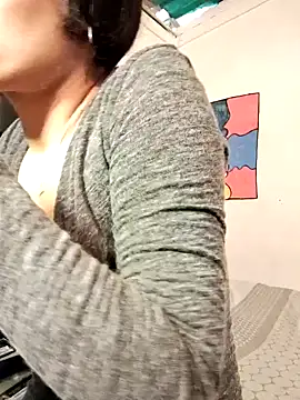 Snapshot of Anifer chatting on January 27, 2025, 6:09 pm Anifer online show from January 27, 2025, 6:09 pm