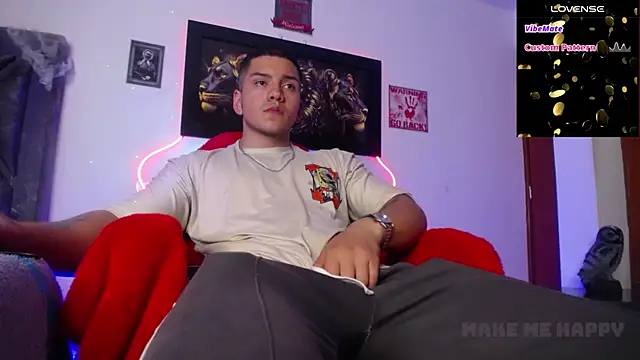 Snapshot of Marc__Waatson chatting on September 28, 2025, 2:17 am Marc  Waatson online show from September 28, 2025, 2:17 am