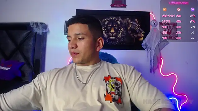 Snapshot of Marc__Waatson chatting on October 14, 2025, 11:49 pm Marc  Waatson online show from October 14, 2025, 11:49 pm