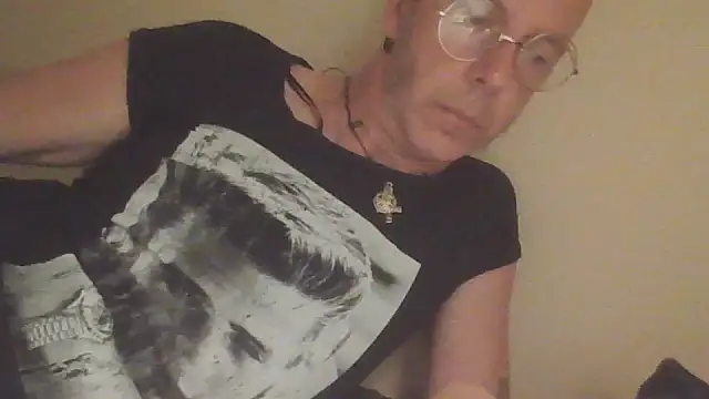SHARPSkinhead online show from July 23, 2026, 8:18 pm