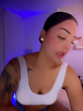 Sara LipsX online show from May 9, 2026, 2:06 am