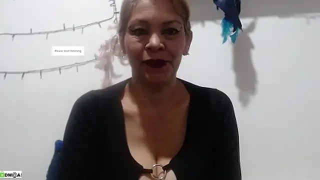 electra-mommy online show from May 11, 2026, 12:11 pm