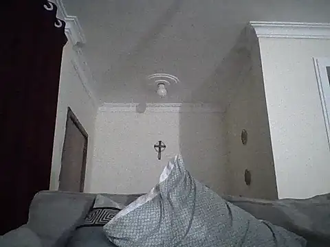 sweetymummy online show from September 15, 2025, 7:36 pm