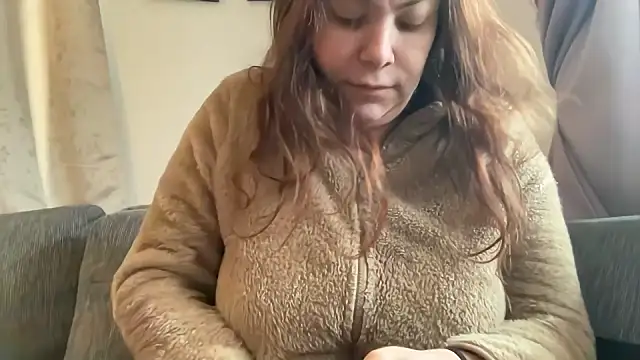 cumwithmee3 online show from February 13, 2025, 12:00 pm