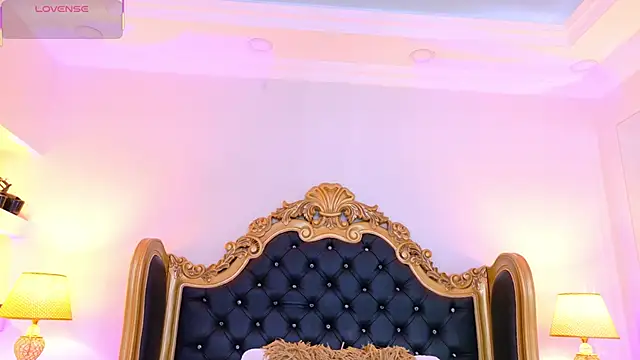 AdelinaVans online show from February 13, 2026, 11:28 am