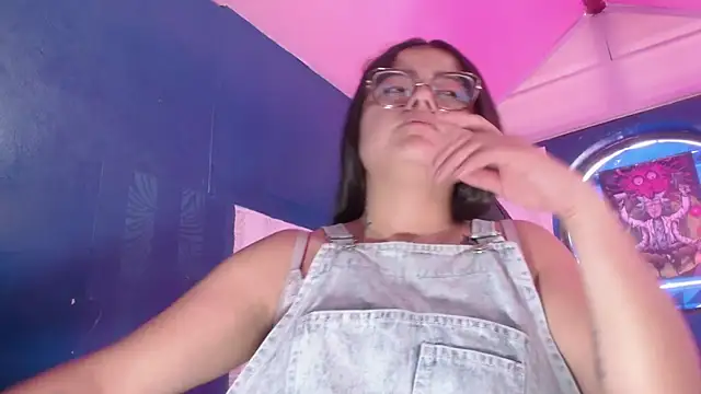 Snapshot of vitoria23_ chatting on July 8, 2026, 3:16 pm vitoria23 online show from July 8, 2026, 3:16 pm