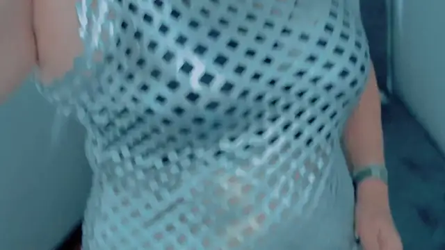 Snapshot of ScarletHoot_ chatting on December 18, 2024, 3:00 pm ScarletHoot  online show from December 18, 2024, 3:00 pm