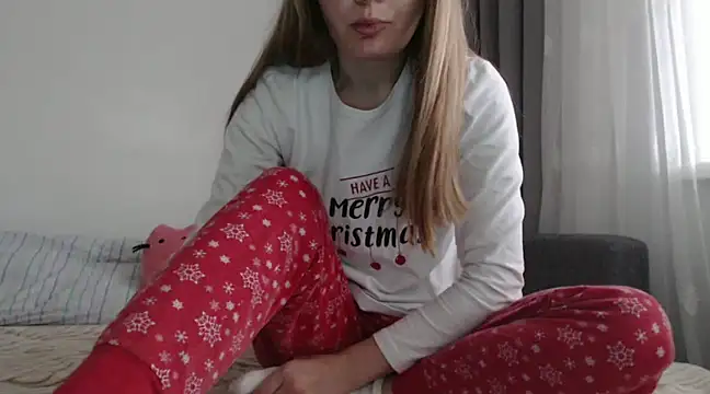 JustmeHere  online show from December 26, 2024, 8:39 am