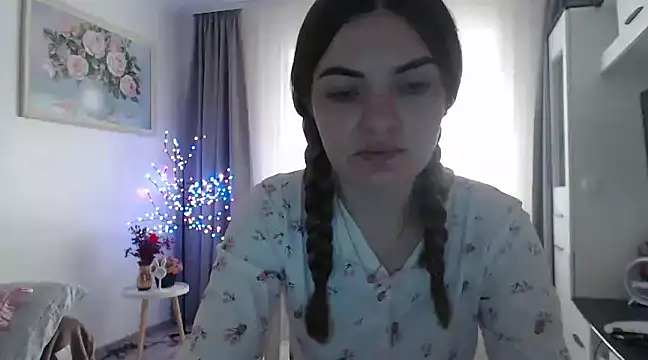  JustmeHere  online show from January 21, 2025, 7:26 am