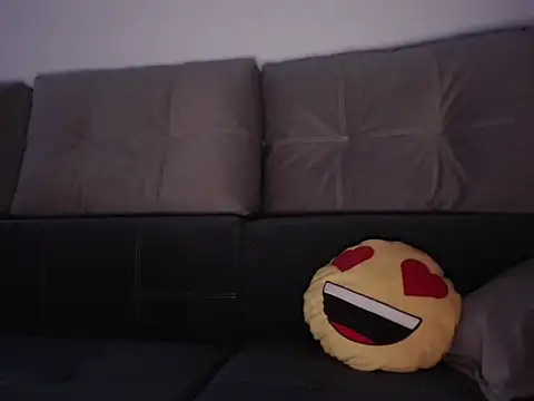 Snapshot of _JustmeHere_ chatting on September 19, 2025, 2:02 am JustmeHere online show from September 19, 2025, 2:02 am