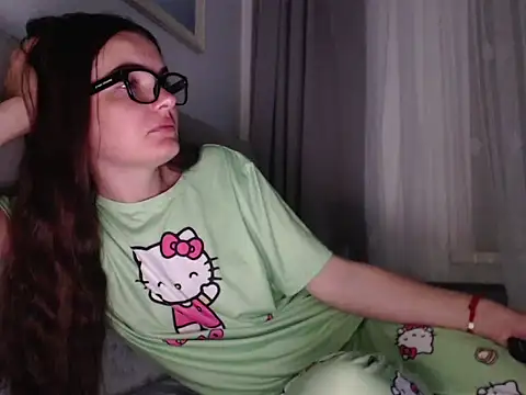 Snapshot of _JustmeHere_ chatting on October 2, 2025, 6:26 pm JustmeHere online show from October 2, 2025, 6:26 pm