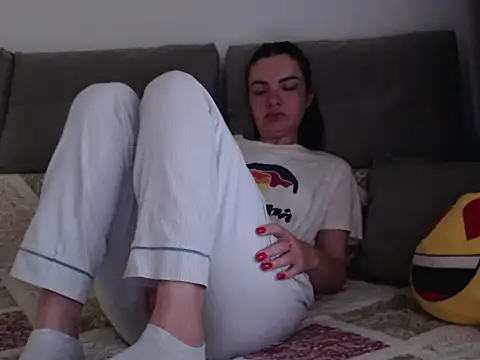 Snapshot of _JustmeHere_ chatting on October 24, 2025, 5:26 am JustmeHere online show from October 24, 2025, 5:26 am