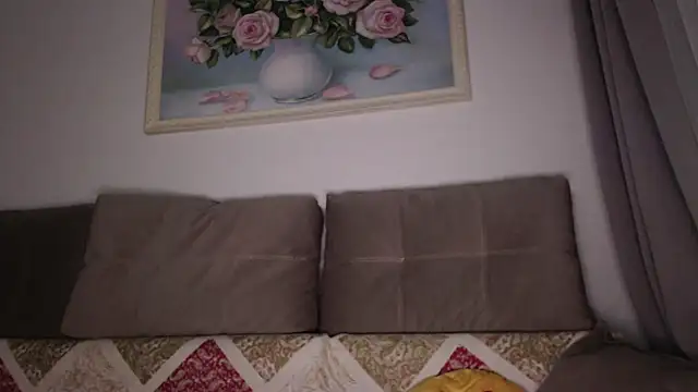 Snapshot of _JustmeHere_ chatting on October 24, 2025, 6:26 pm JustmeHere online show from October 24, 2025, 6:26 pm