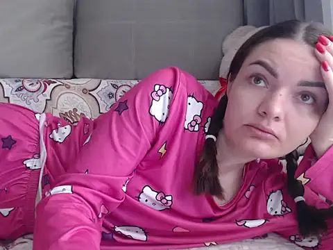 Snapshot of _JustmeHere_ chatting on November 1, 2025, 9:00 am JustmeHere online show from November 1, 2025, 9:00 am