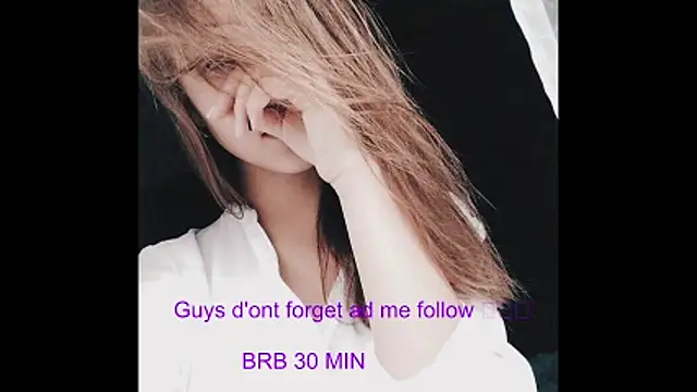  JustmeHere  online show from December 21, 2025, 7:37 am