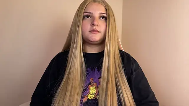 SweetPaige  online show from January 1, 2025, 8:47 pm