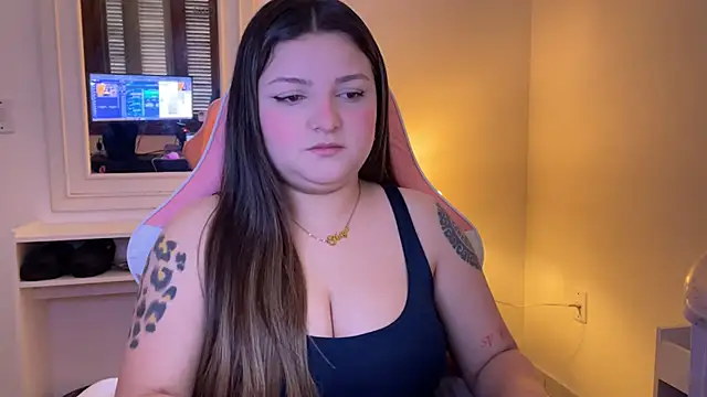 SweetPaige  online show from September 16, 2025, 1:45 pm